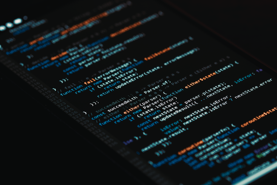 Porträt der Lehrkraft für Programmiergrundlagen bei Ontrixolis